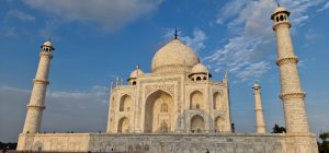 Le célèbre Taj Mahal à Agra