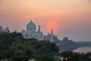 le Taj Mahal au coucher du soleil