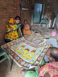 Village d'artistes dans l'état de l'Orissa.
